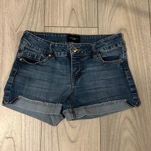 Celebrity Pink Jean Shorts- Size 3- Size 26- Short fit